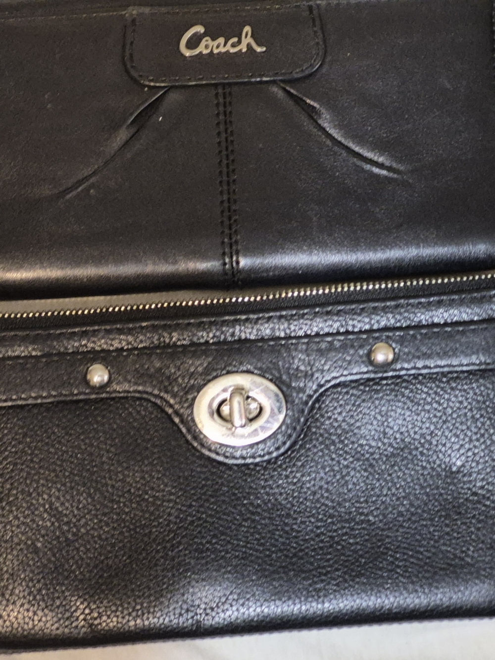 2 Coach Leather Zip Wallet Clutch Wrislet